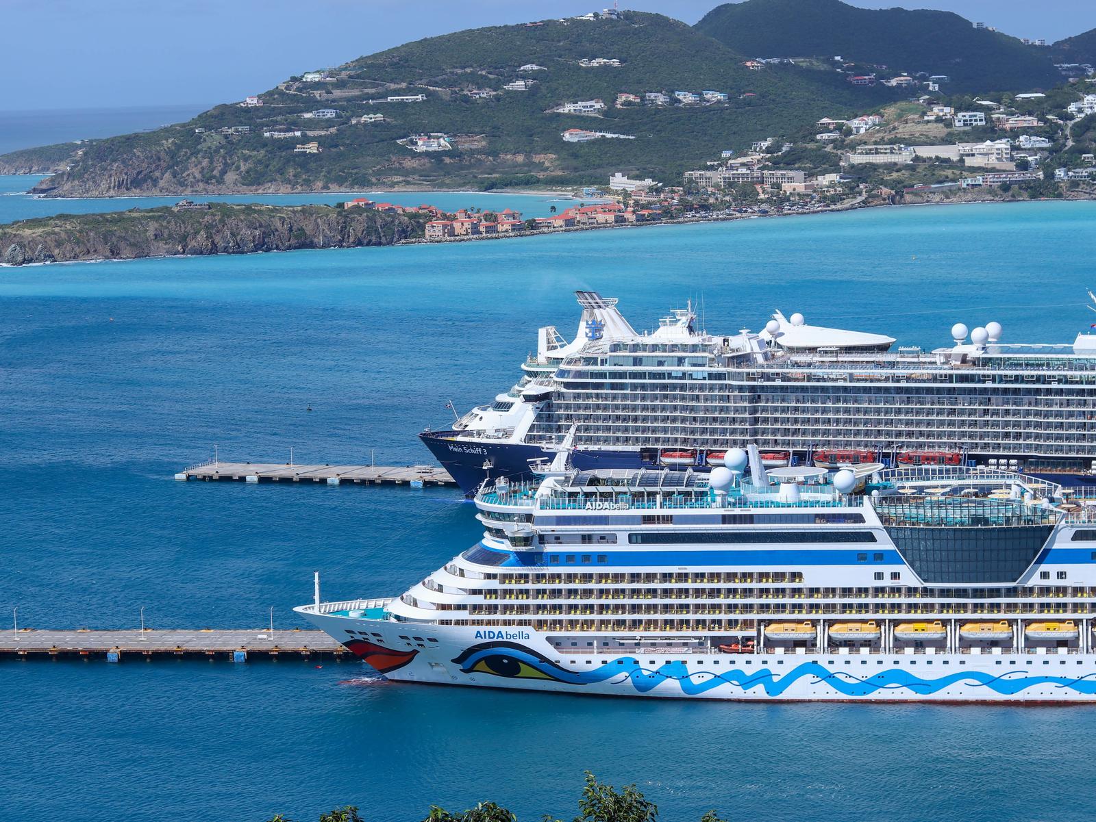 Monte Vitsa 2 bedroom with AMAZING VIEW, Pointe Blanche, St Maarten — photo 5