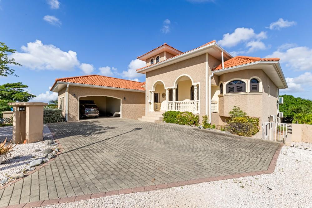 Blue Bay – Large Villa with Two Spacious Apartments — photo 3