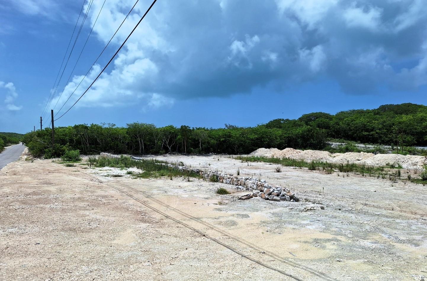 QUEENS HIGHWAY, Exuma — photo 3