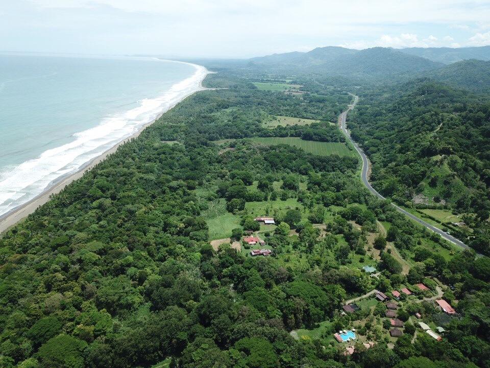 30 Acres of Land for Sale, Dominical, Bahia Ballena, Puntarenas, Costa Rica — photo 4