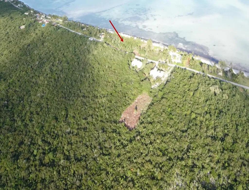 Beachfront 0.617-acre parcel in Pleasant Bay, Andros Island — photo 3