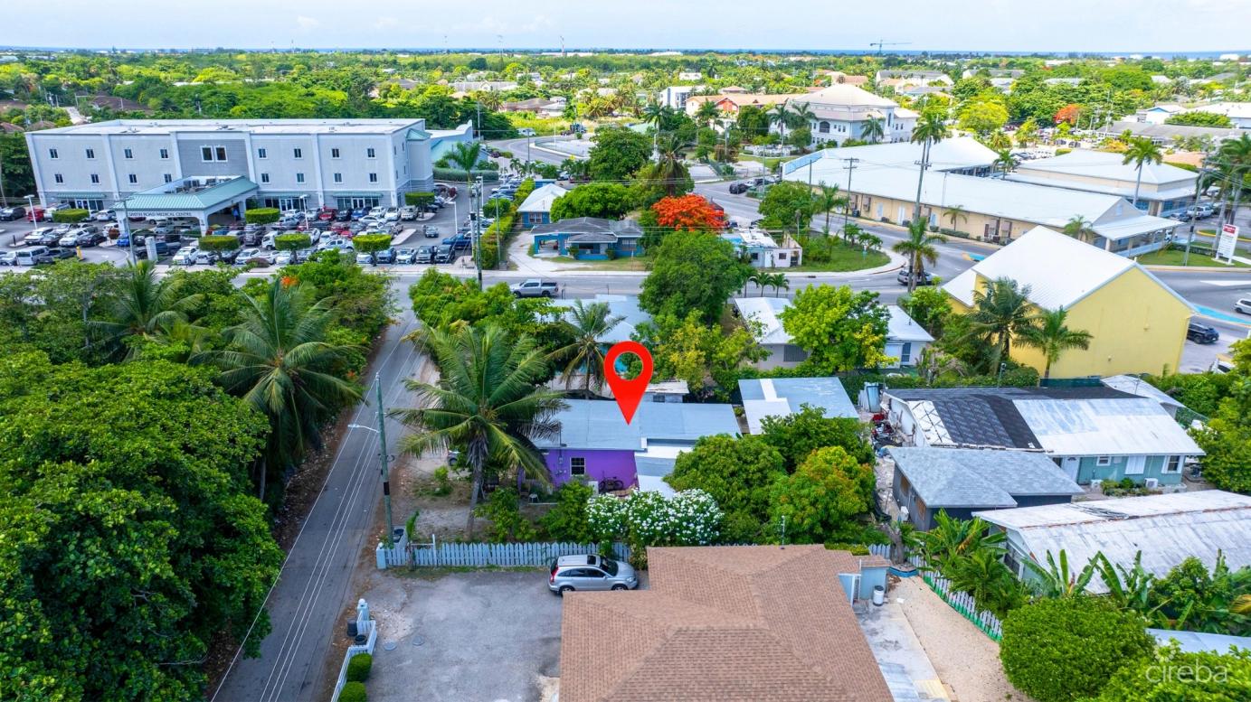 Four-plex / Neighbourhood Commercial Zoning Land in George Town, Cayman Islands — photo 3