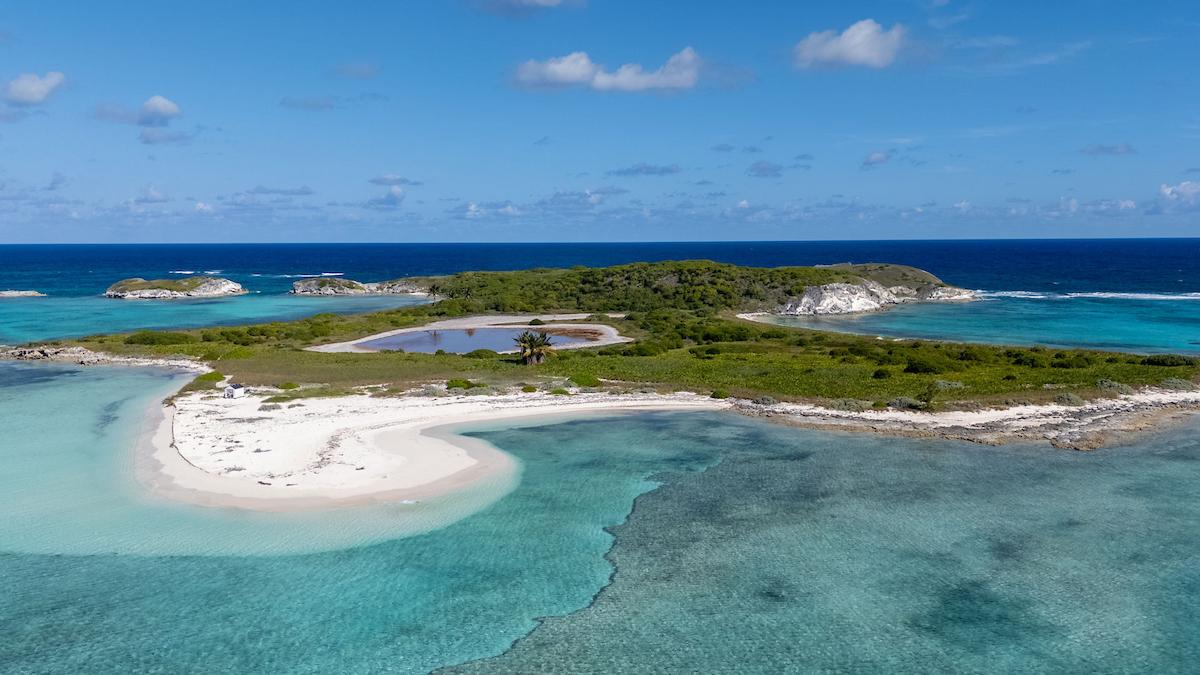 31.46 Acre Island for Sale, San Salvador, Bahamas — photo 1