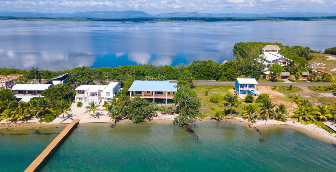 Beachfront Bliss – 3 Bedroom Home in the Plantation — photo 3