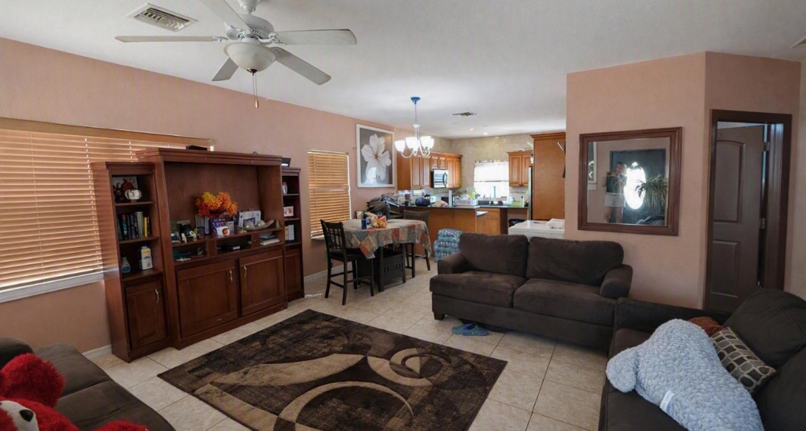 Single family home — photo 2