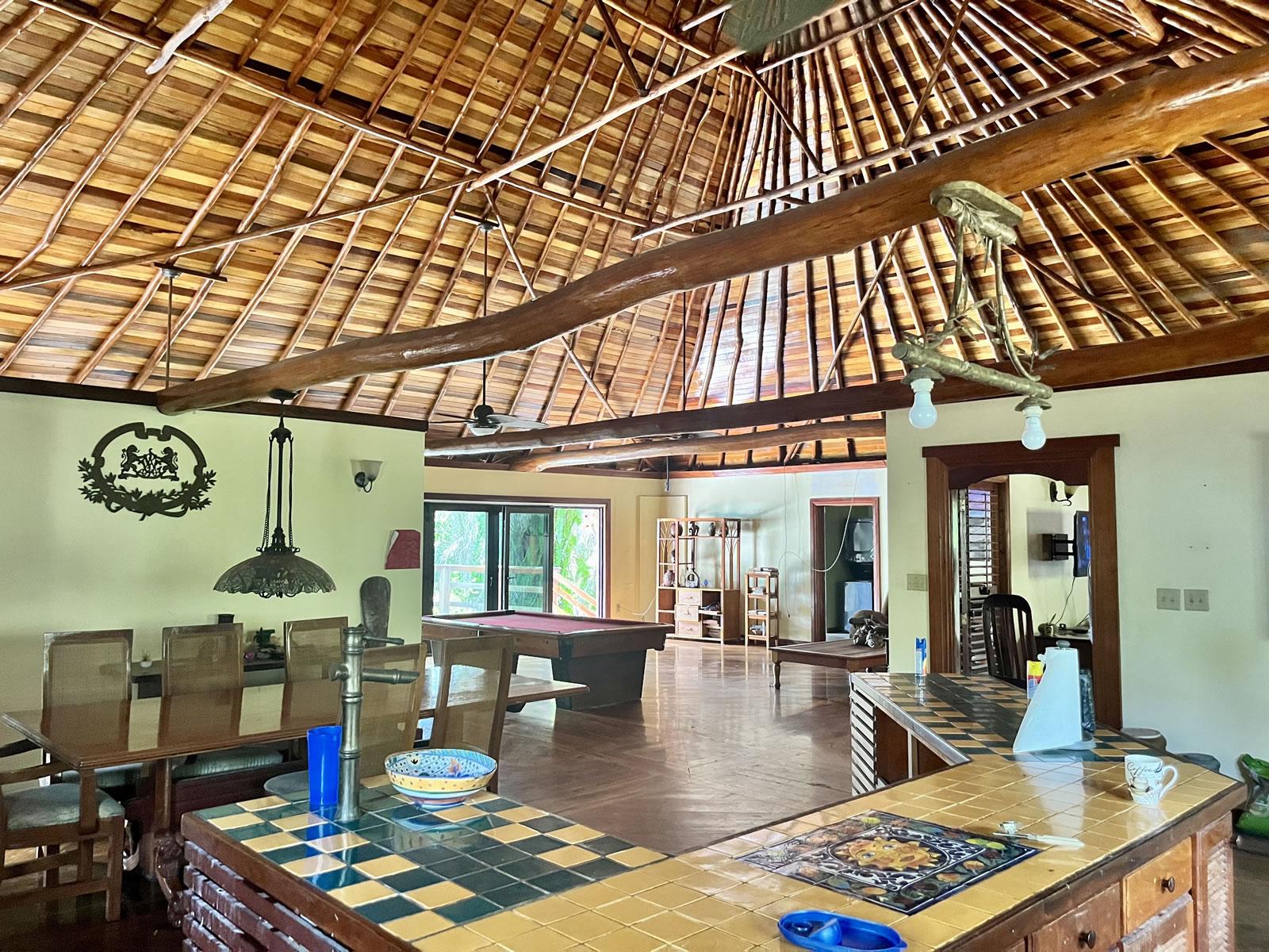 7 Bedroom Lagoon-Front Estate for Sale, Surfside, Placencia, Stann Creek District, Belize — photo 4