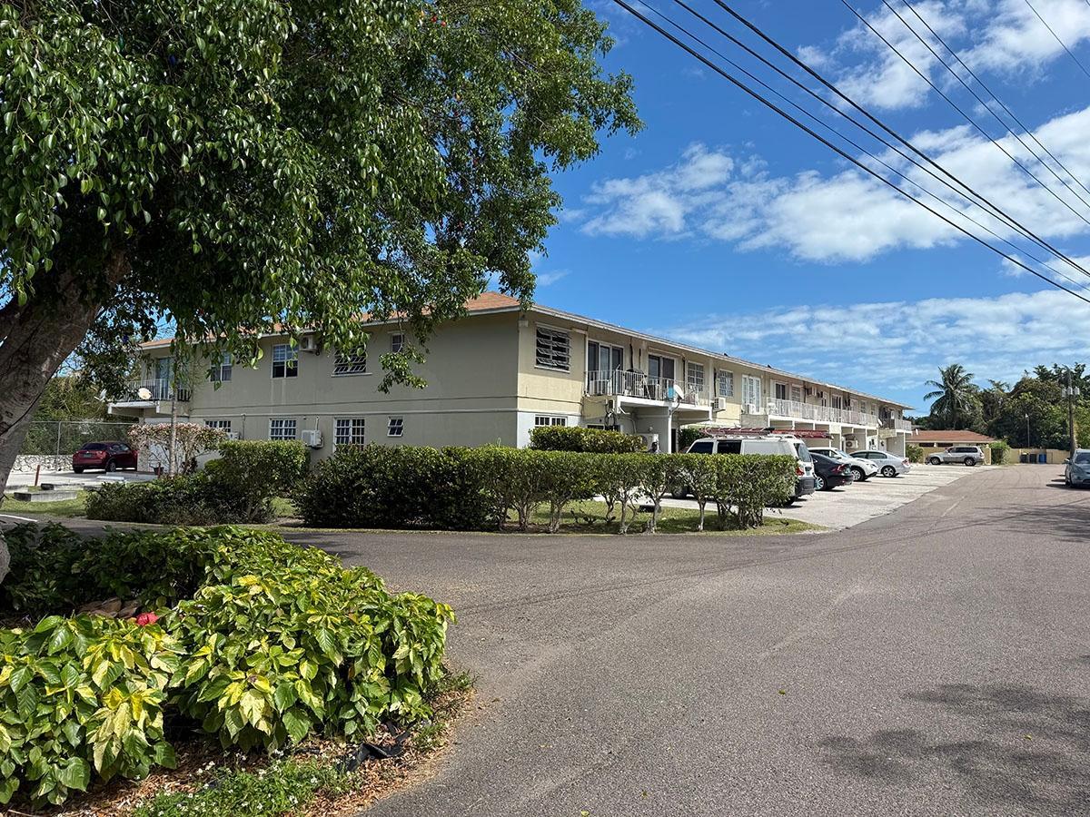 Unit 1 MANGO DRIVE — photo 1