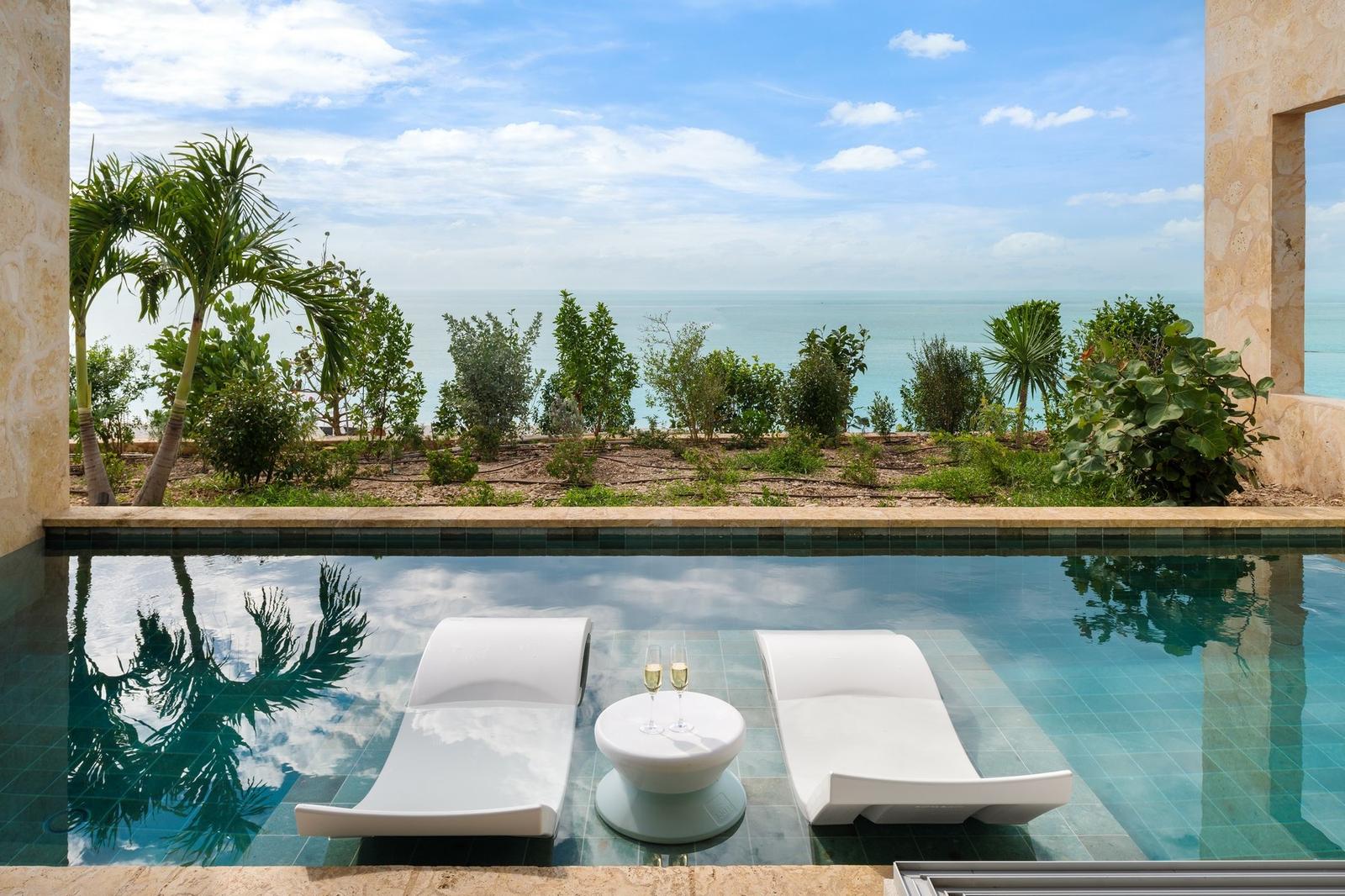 Three-Bedroom Villa in Turtle Tail, Providenciales, Turks and Caicos Islands — photo 2