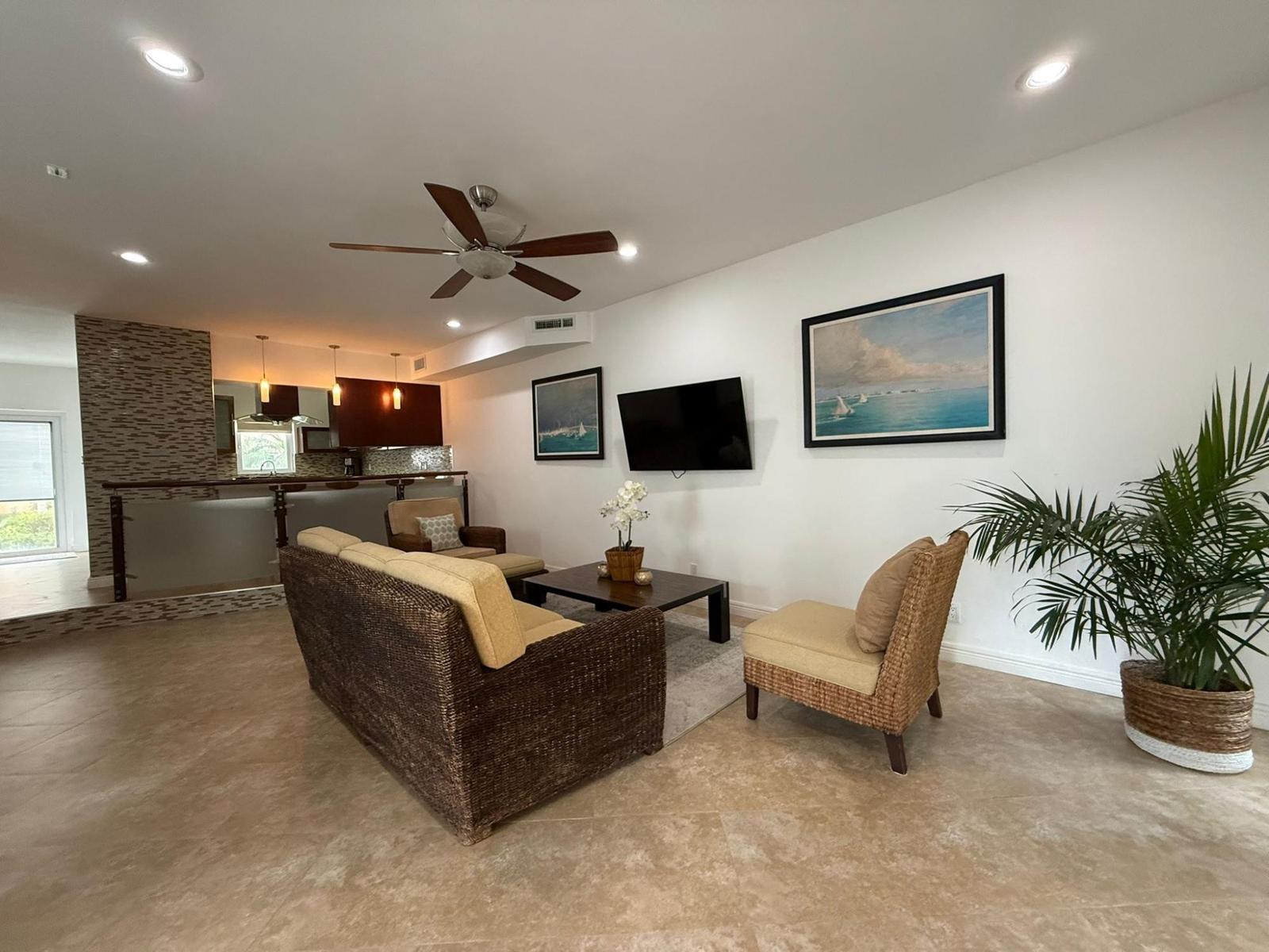 3 bedroom Apartment for rent in Lyford Hills — photo 5
