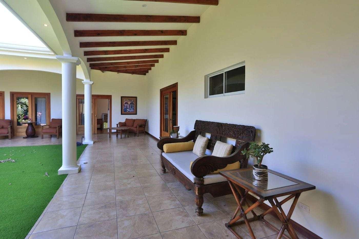 4 Bedroom Home for Sale, Trejos Montealegre, Escazu, San Jose, Costa Rica — photo 4