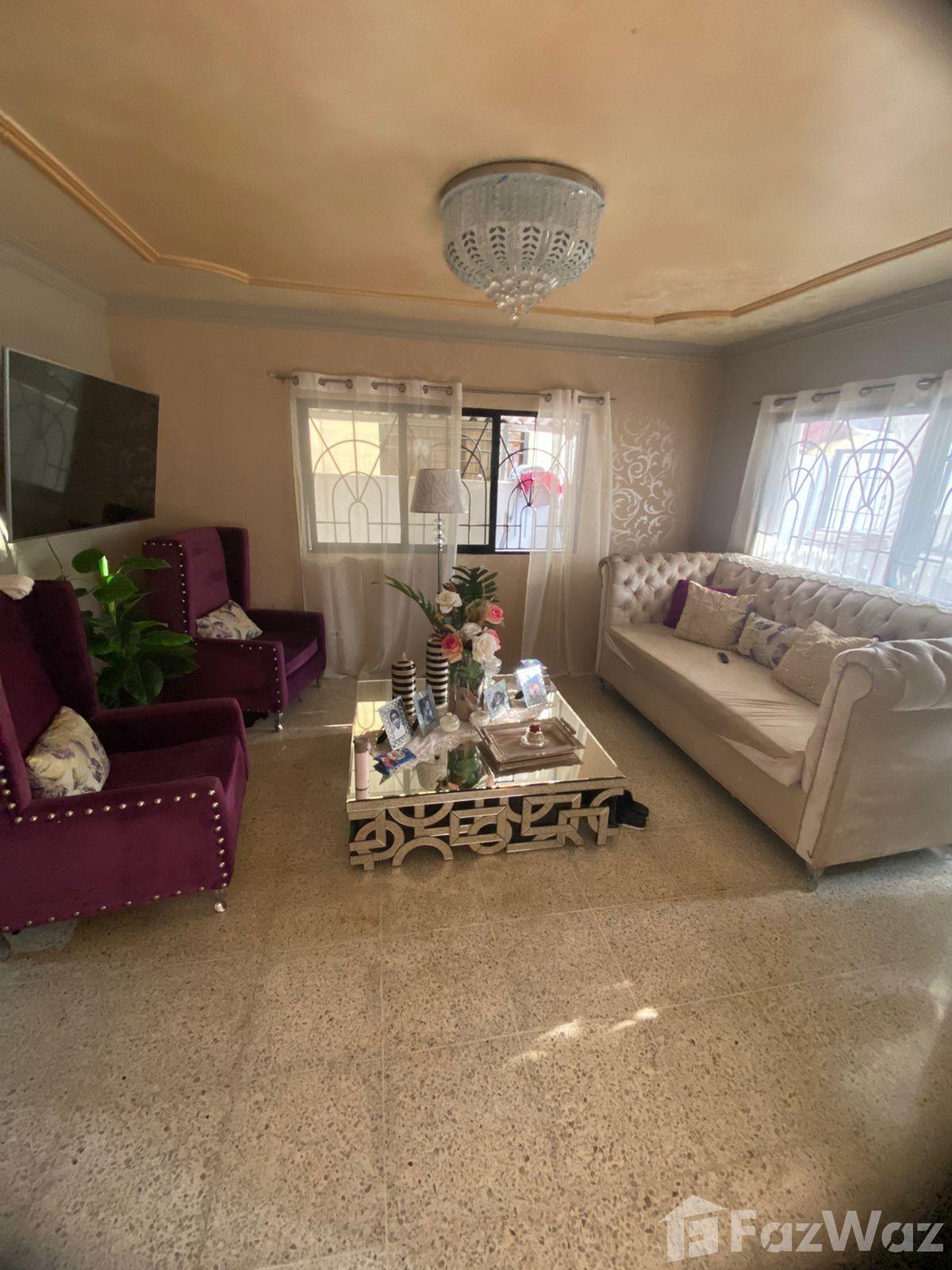 10 Bedroom House with Three Separate Levels for Sale in Vista Hermos — photo 1