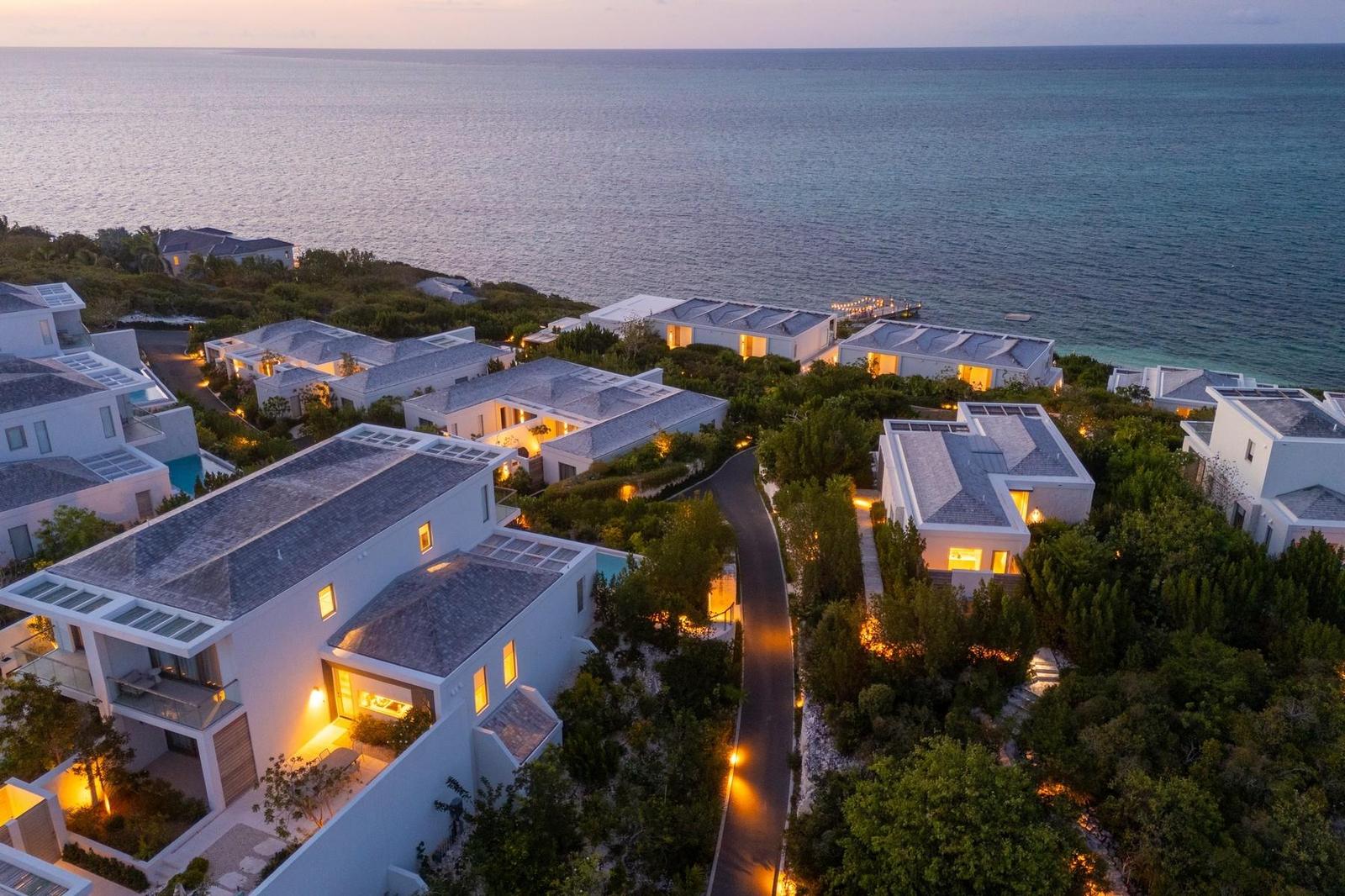 Rock House by Grace Bay Resorts - 3 Bed Condo — photo 2