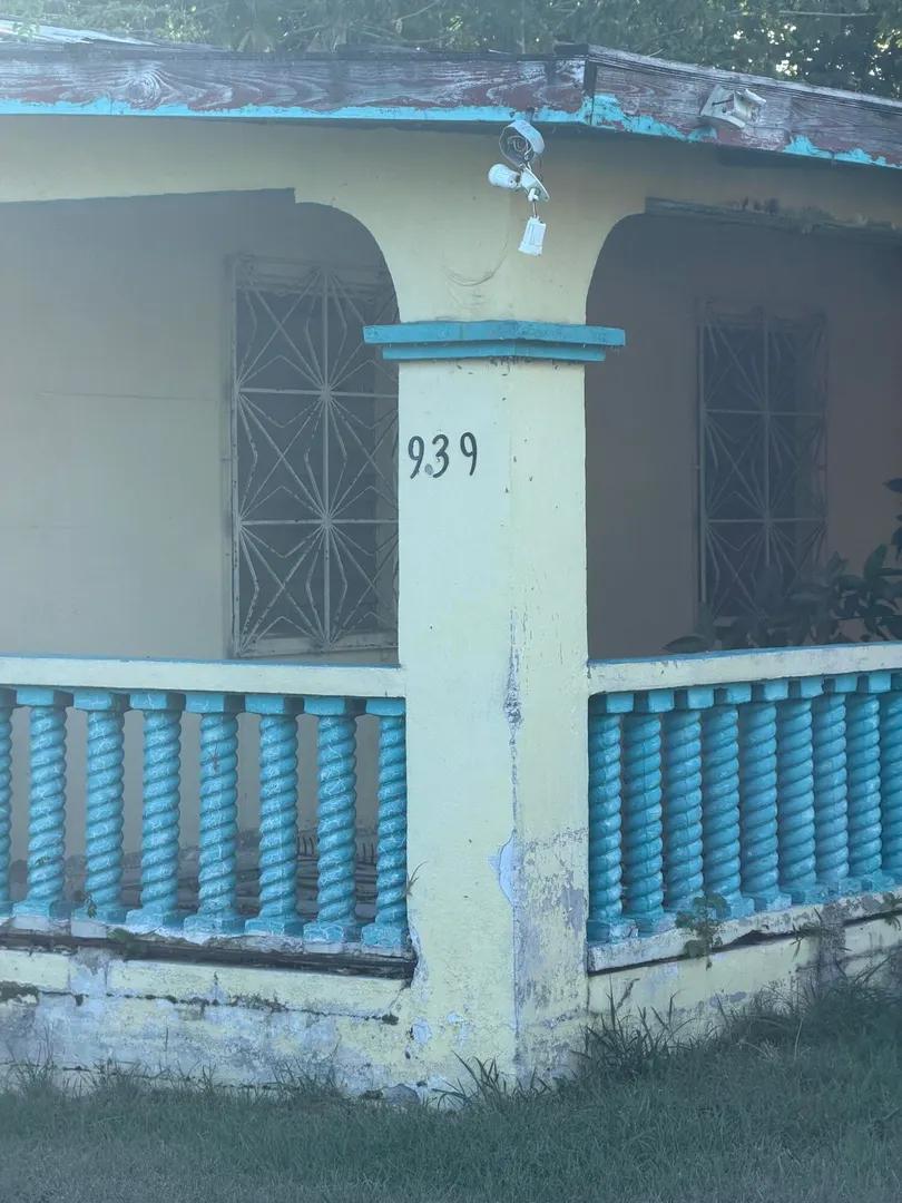 3 Bed 1 Bath House in US Virgin Islands — photo 2