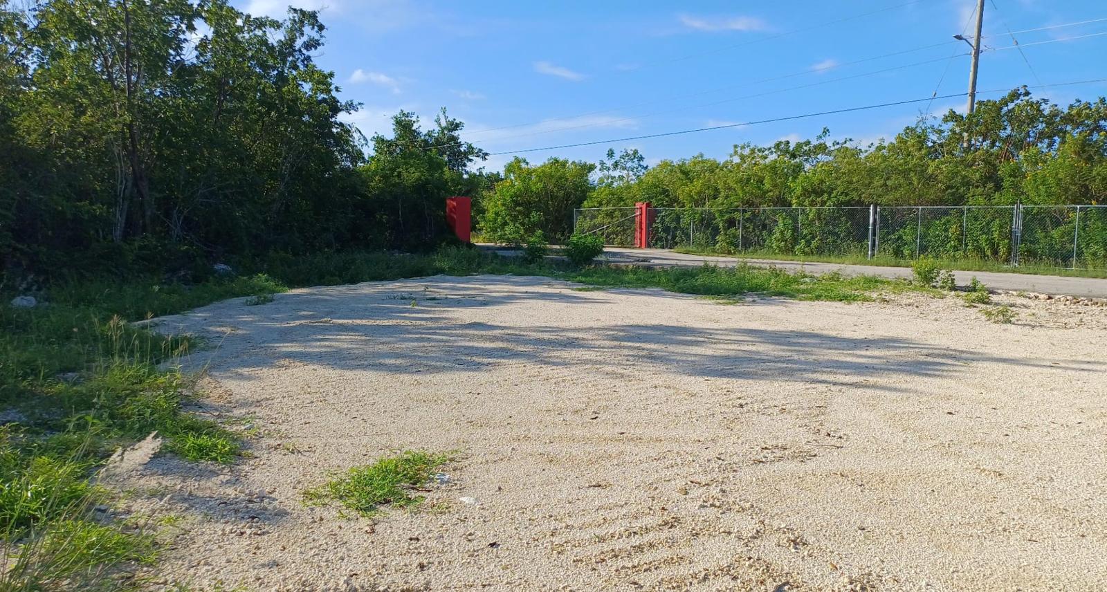 Breakers Partially Filled Lot With Access To Cuc And Water — photo 2