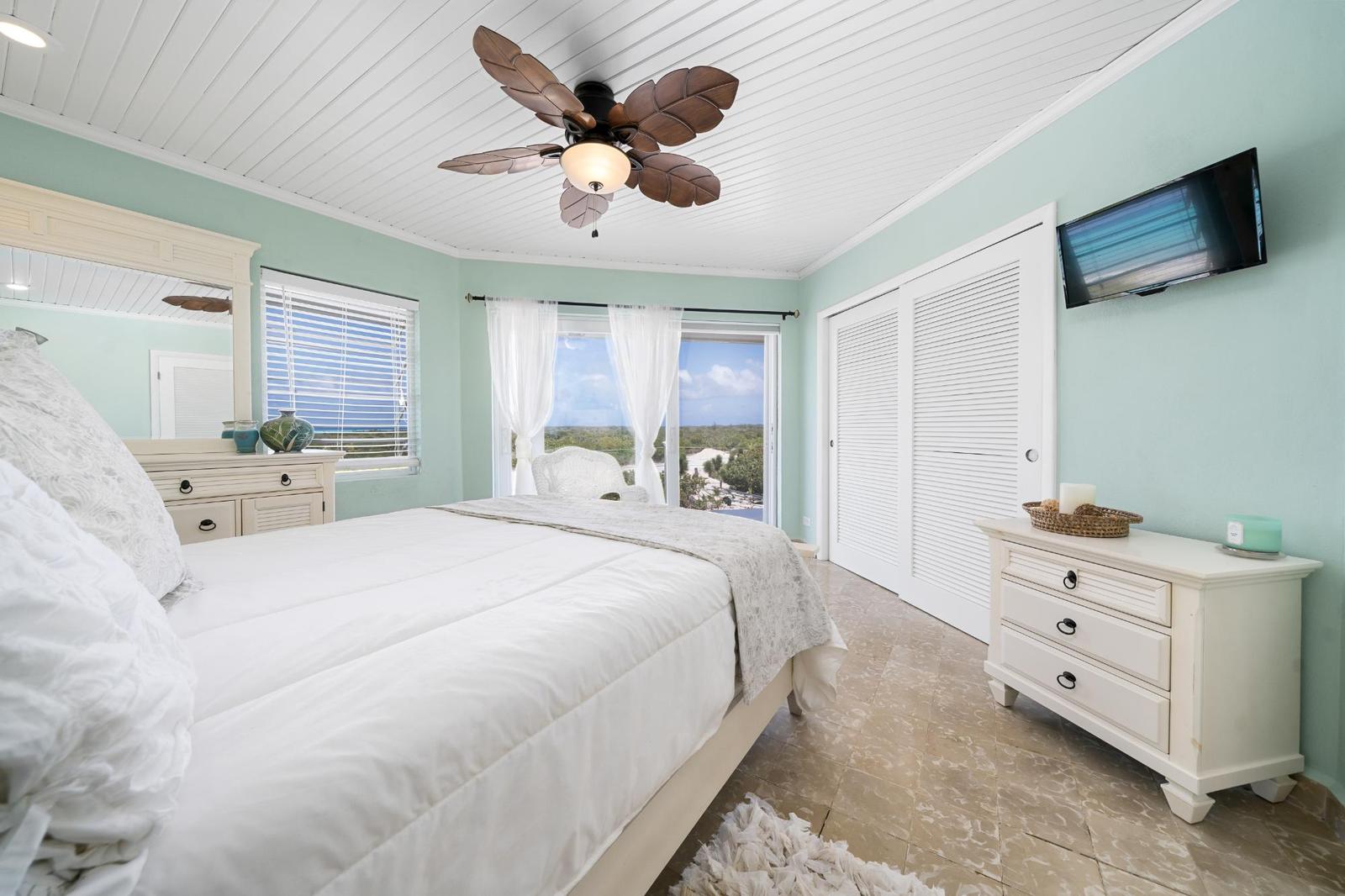 6 bedroom Residence for sale — SERENDIPITY in San Salvador, The Bahamas — photo 3