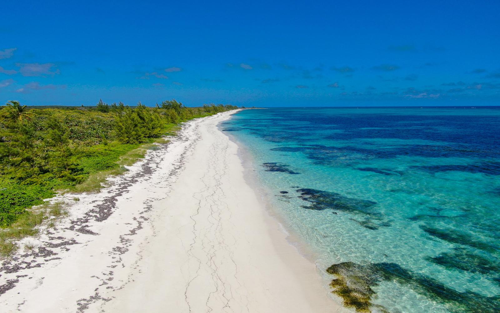 484 Acres Beachfront Land for Sale, Old Bight, Cat Island, Bahamas — photo 2