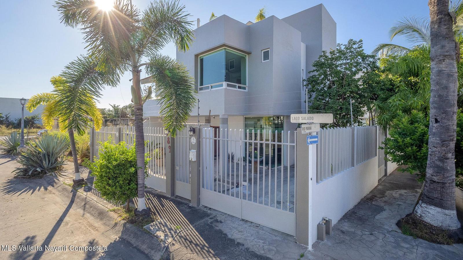 4 Bedroom House for Sale, Fluvial Vallarta, Puerto Vallarta, Mexico — photo 3