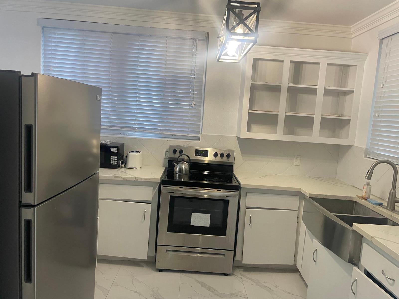 Unit 1 MANGO DRIVE — photo 2