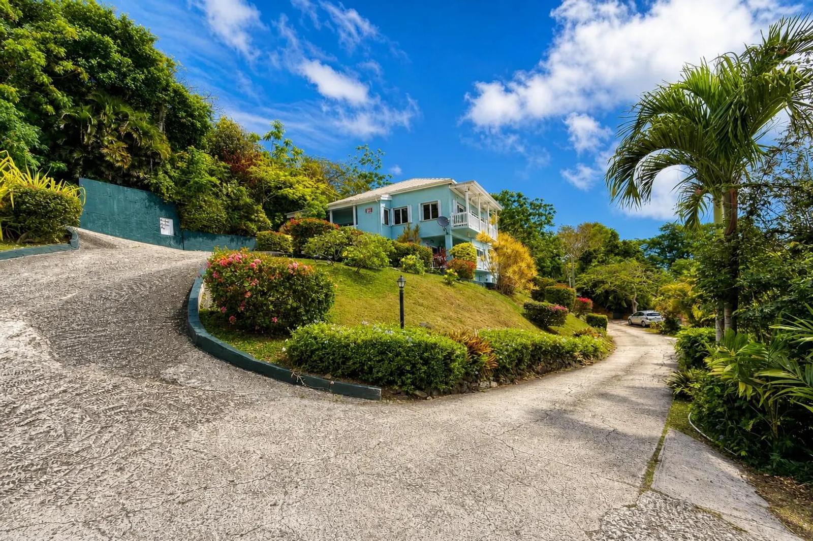 3 Bed, 2 Bath Condo in St. Thomas with Ocean Views — photo 2