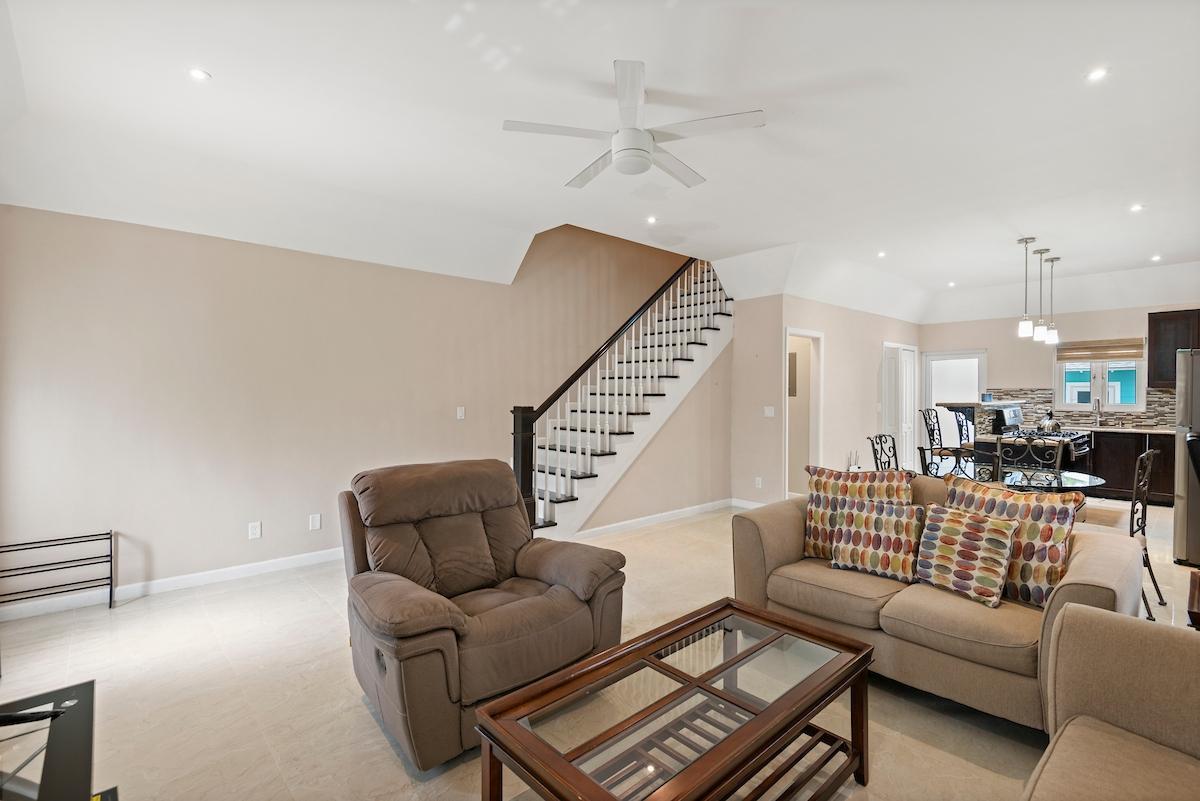 2 bedroom Apartment for sale in SOUTH OCEAN ESTATES — photo 5