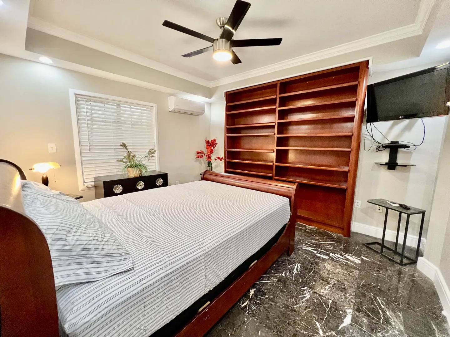2 Bed / 1.5 Bath — photo 5