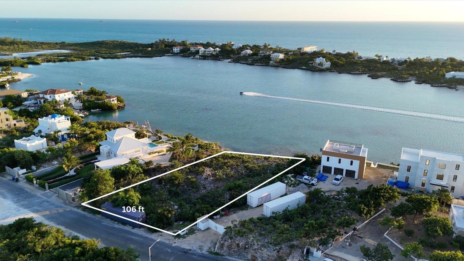 Prime Waterfront Land: Chalk Sound, Silly Creek — photo 3