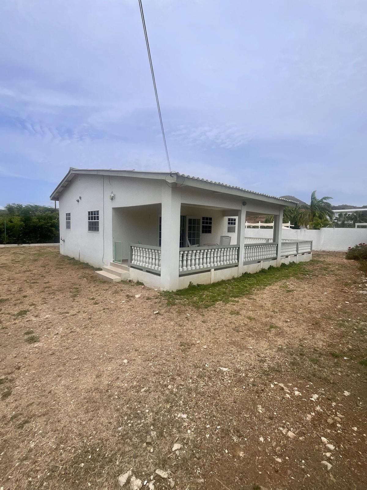 2 bedroom home for rent - Banda Bou, Curaçao — photo 1