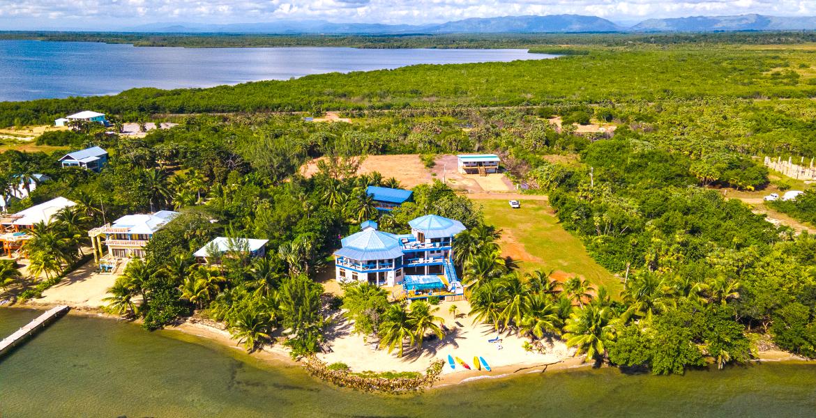 Moonrise Beach – Turnkey Beachfront Income Property — photo 2