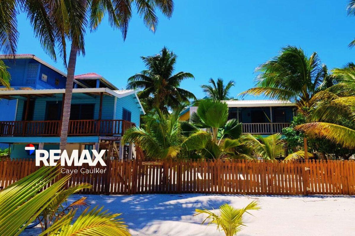 CAYE CAULKER OCEANFRONT INVESTMENT – 3 ADJACENT PROPERTIES IN TOP LOCATION — photo 4