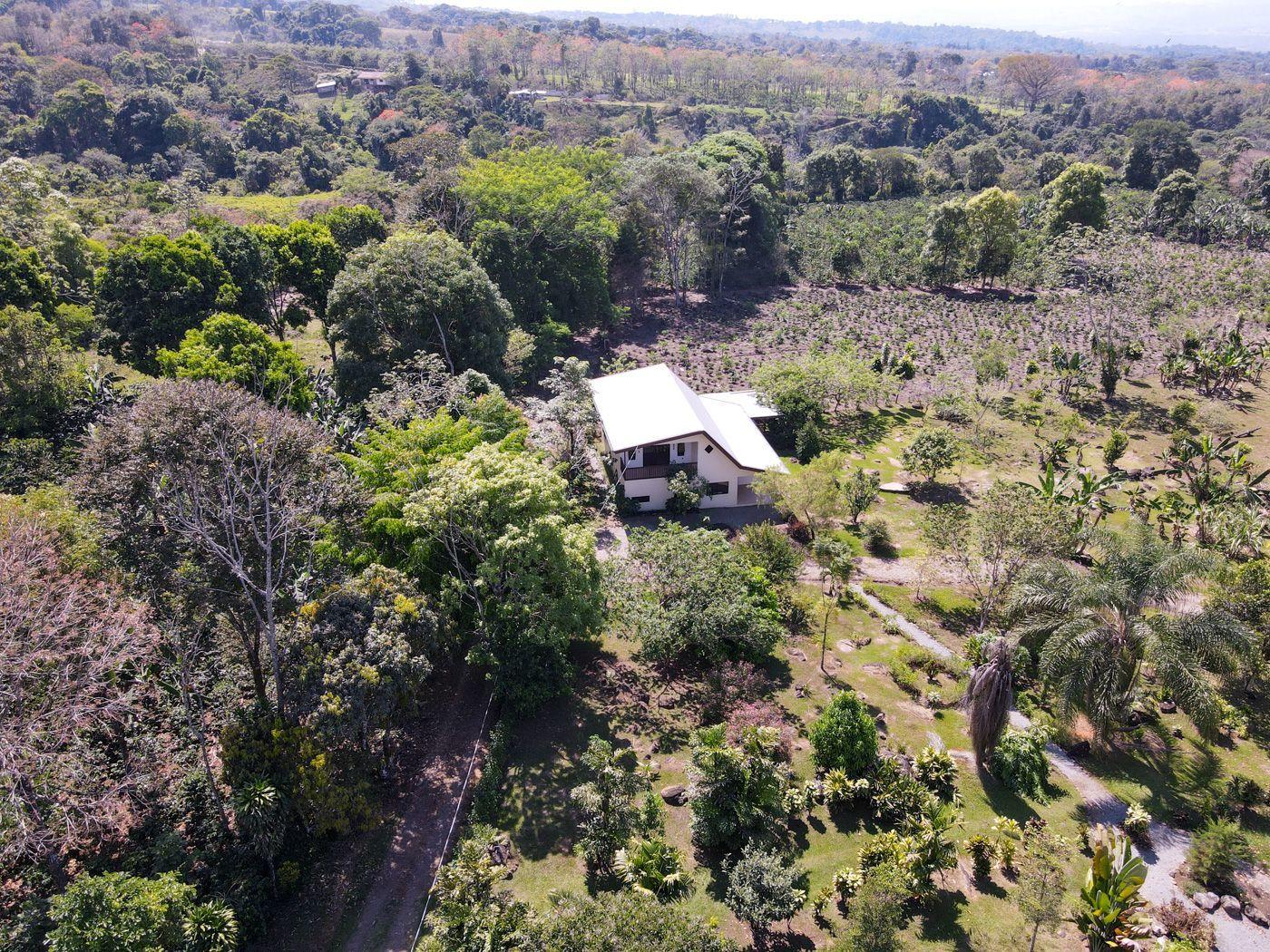 7 Bedroom Country House for Sale, San Isidro De El General, Perez Zeledon, San Jose, Costa Rica — photo 2