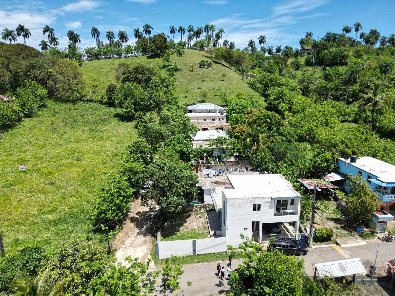 Affordable 3-Bedroom House for Sale in Sosúa | Local neighborhood — photo 2