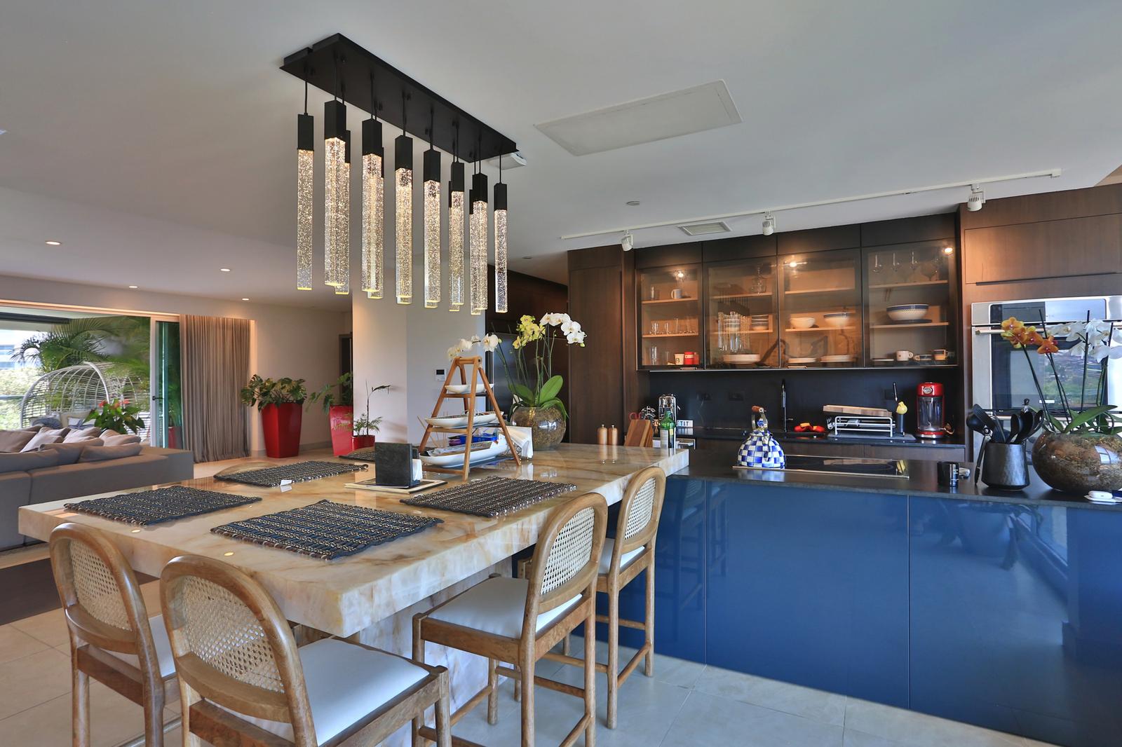 3 Bedroom Residence for Sale, Central Park, Escazu, Costa Rica — photo 2