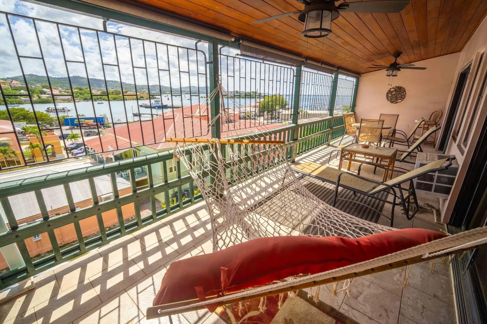 2 Bed, 2 Bath Condo with Sea Views — photo 3