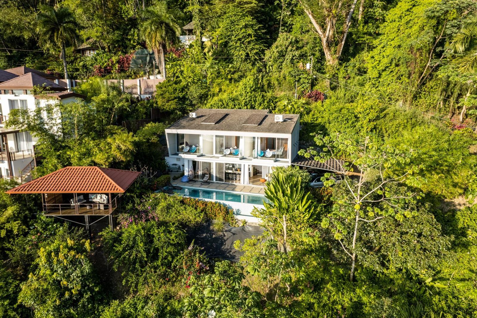 3 Bedroom Home for Sale, Ayacucho, Dominical, Puntarenas, Costa Rica — photo 1