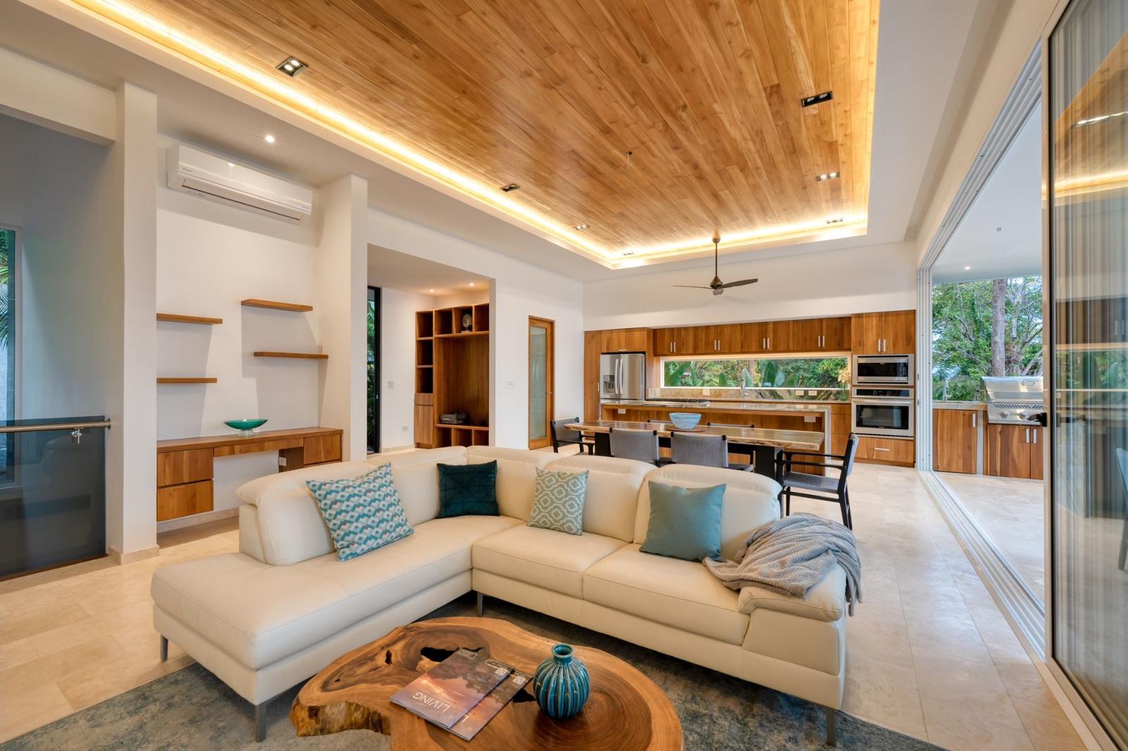 4 Bedroom Luxury Villa for Sale in Escaleras, Dominical — photo 4