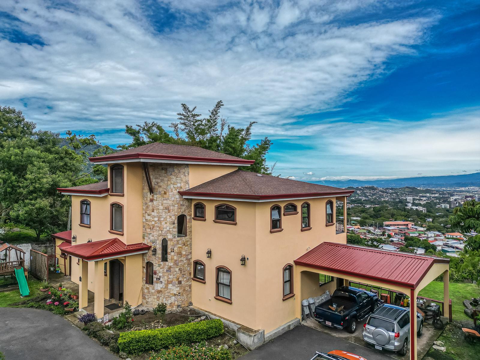 7 Bedroom Home for Sale, San Antonio de Escazu, San Jose, Costa Rica — photo 1