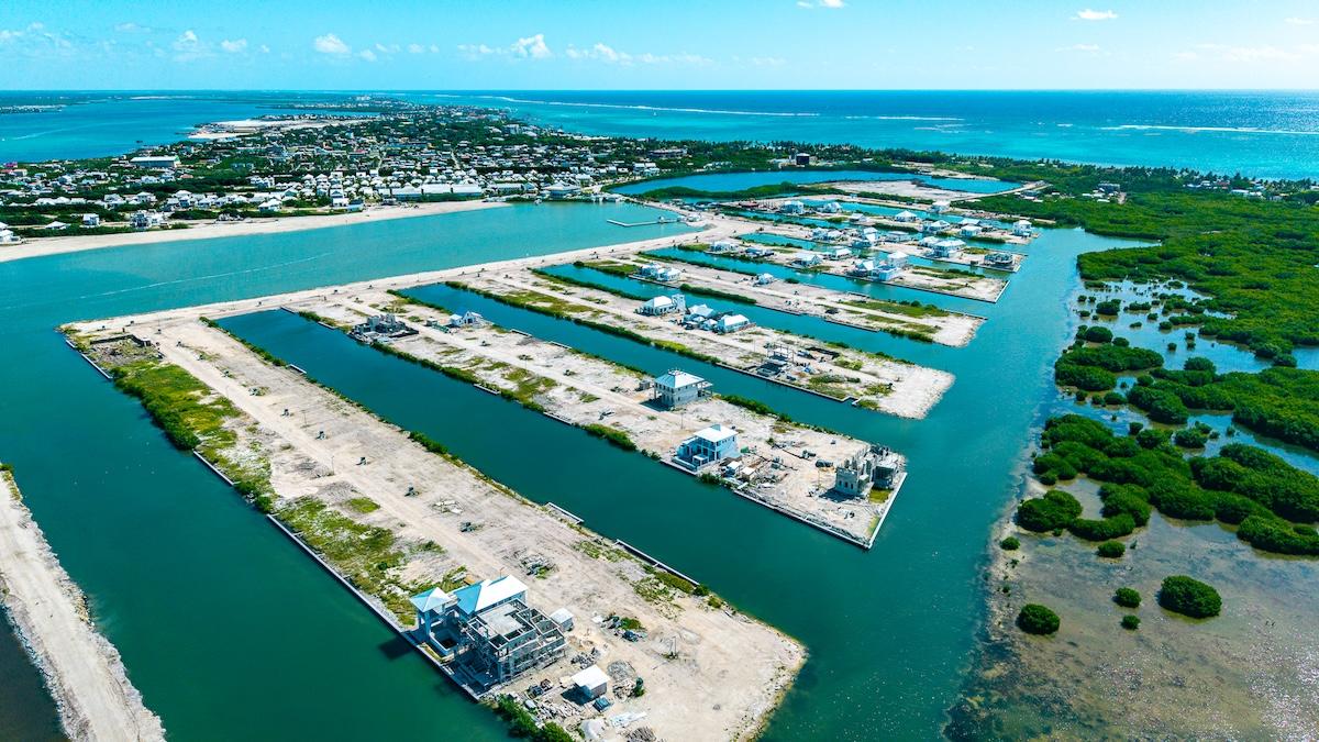 San Pedro Belize - Mahogany Bay Village Lot — photo 5