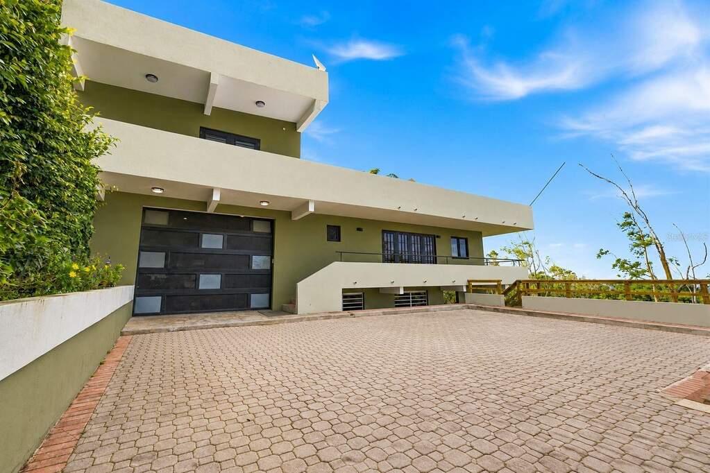 4 bedroom Single Family Home/House for sale in Cayey, PR — photo 3
