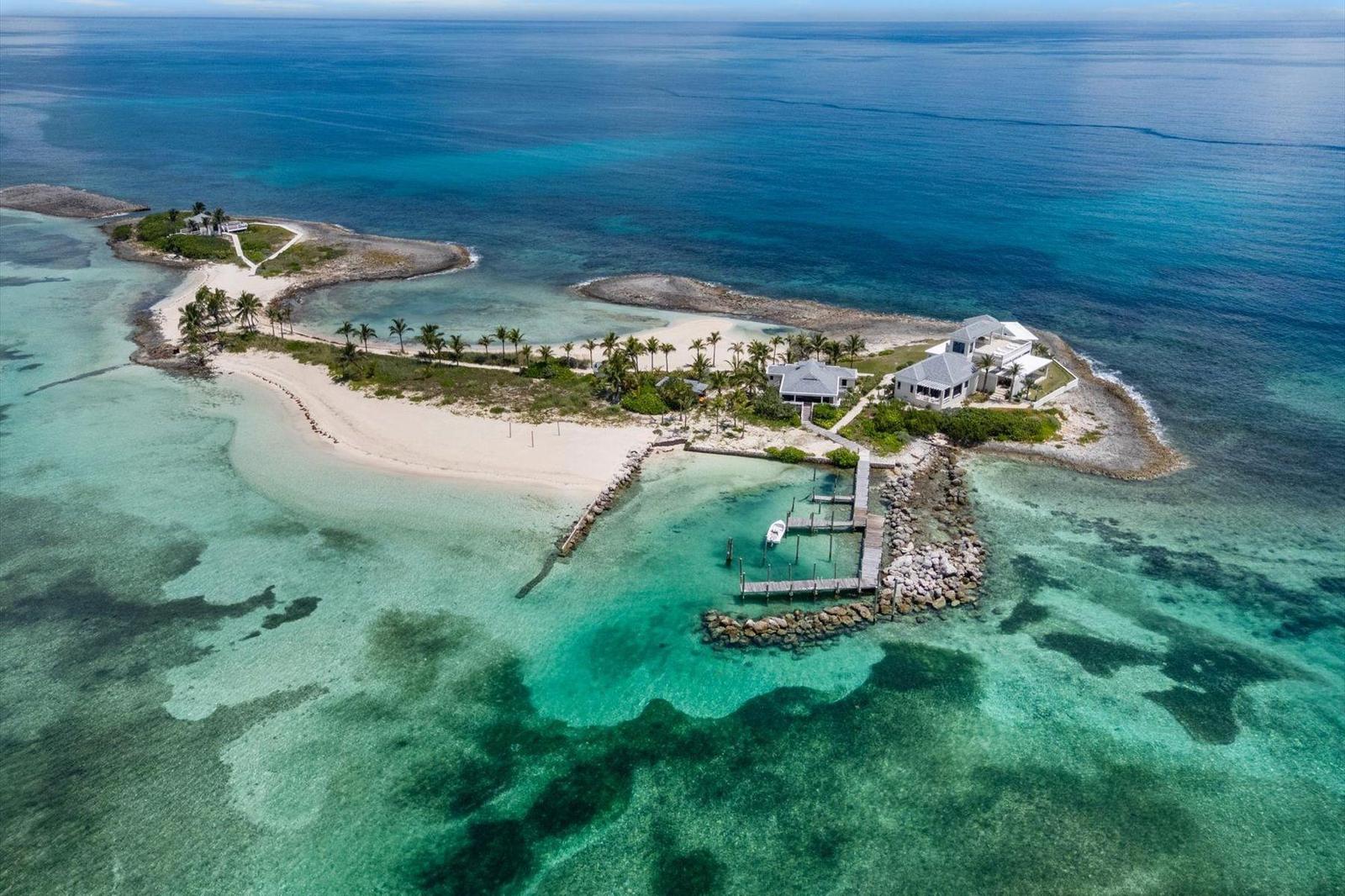 7 bedroom Residence for sale — ISLAND OASIS in Abaco Islands, The Bahamas — photo 1