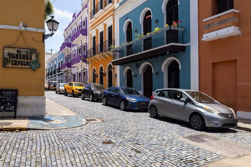 6 Bedroom House for Sale in San Juan, Puerto Rico — photo 2
