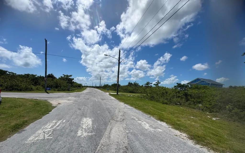 Mcleans Town Lot in East Grand Bahama — photo 3