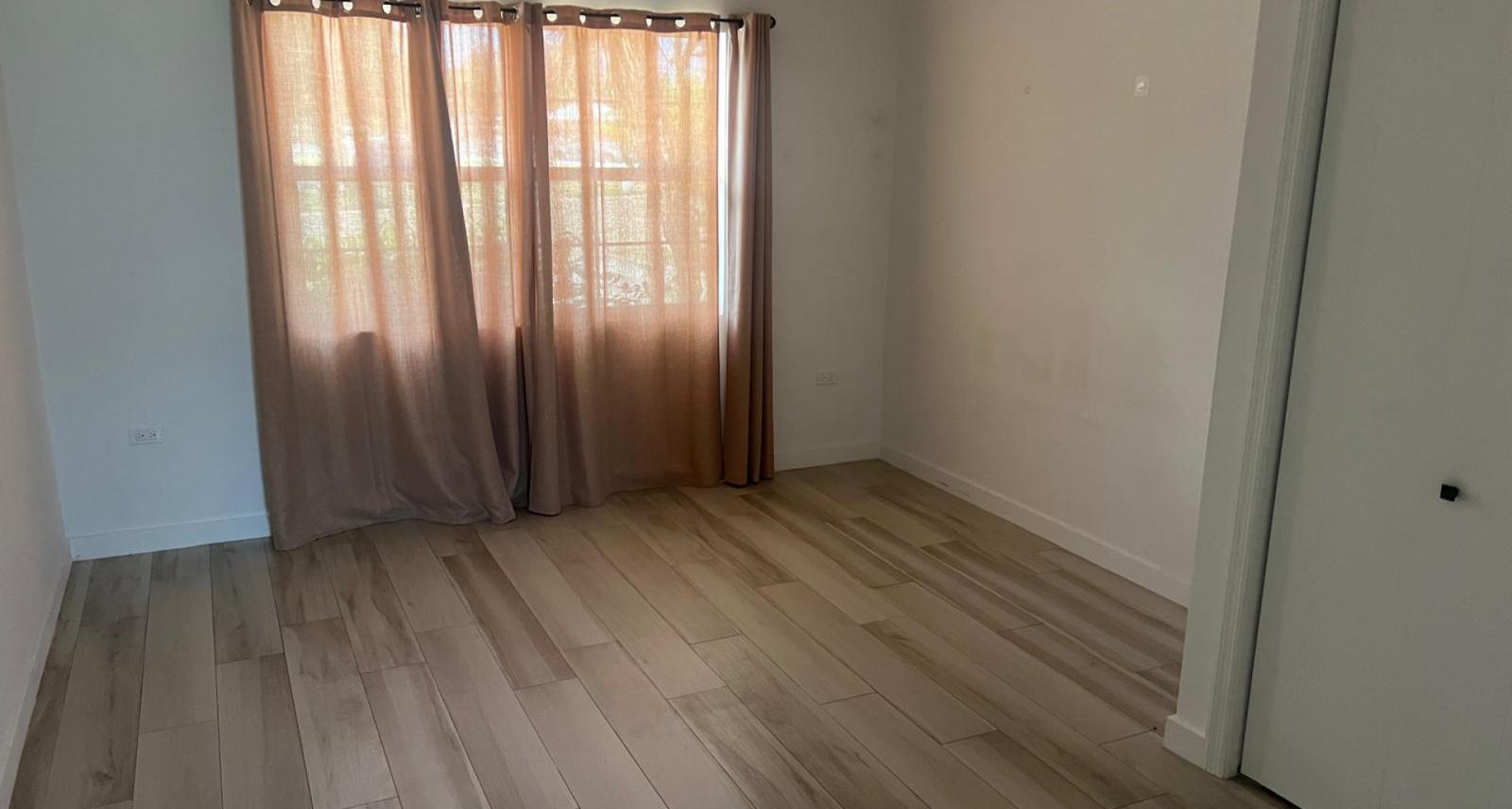 1-bedroom apartment in South Sound, Cayman Islands — photo 5