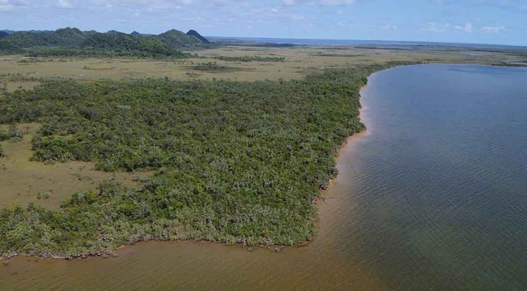 Beautiful Waterfront 200 Acre Subdivision near Gales Point — photo 2