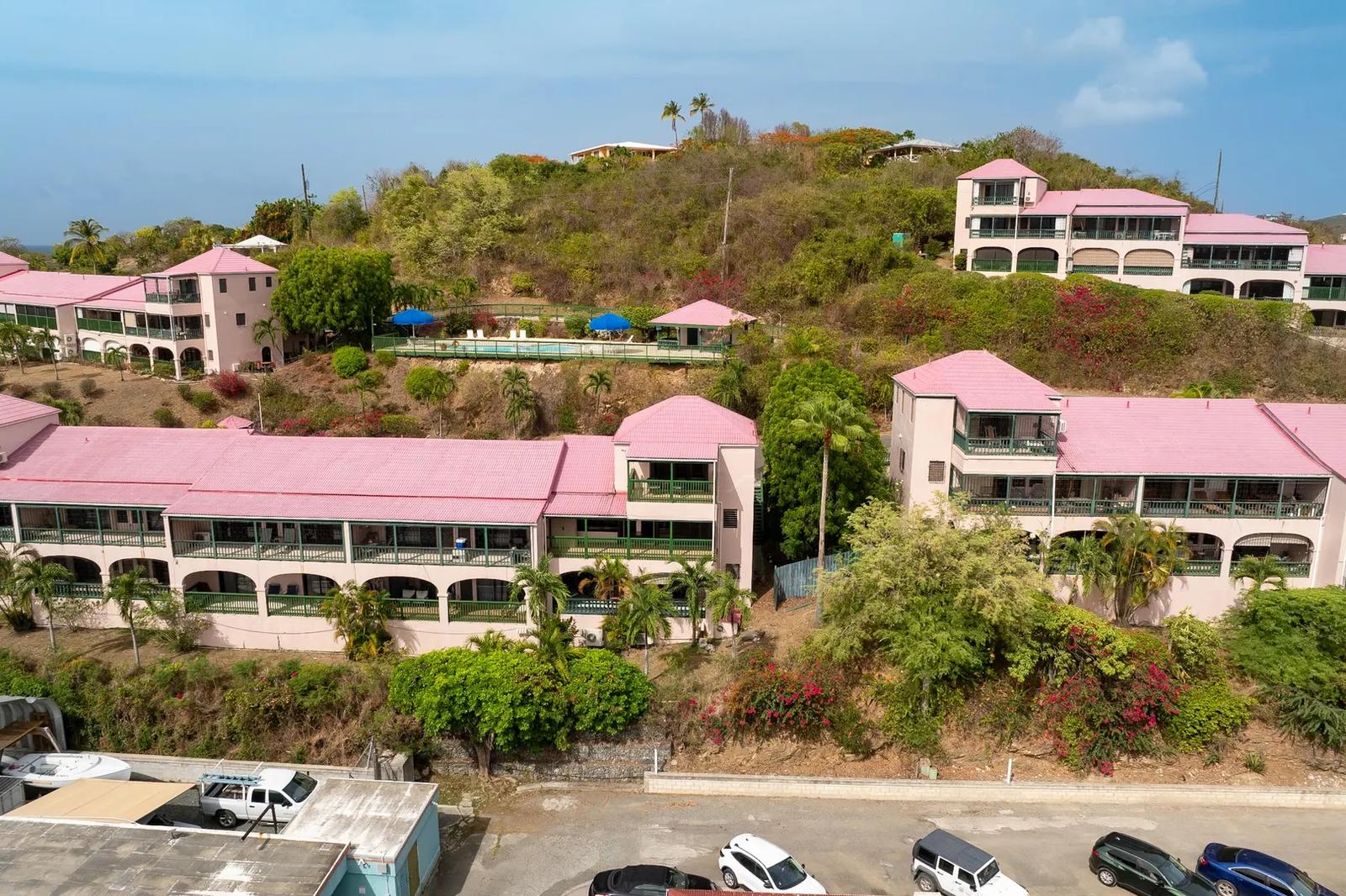 3 Bed 3 Bath Condo in Schooner Bay — photo 1