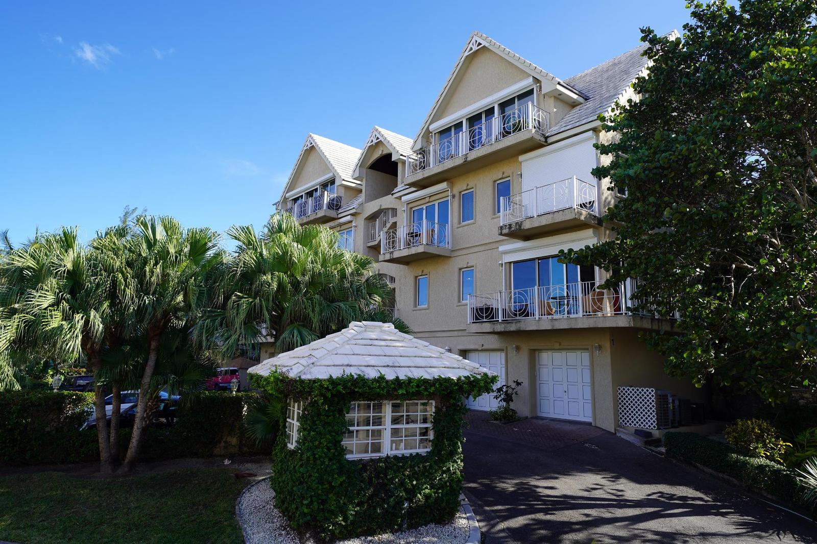 3 bedroom Apartment for sale — LOVE BEACH WALK in Nassau / New Providence, The Bahamas — photo 2