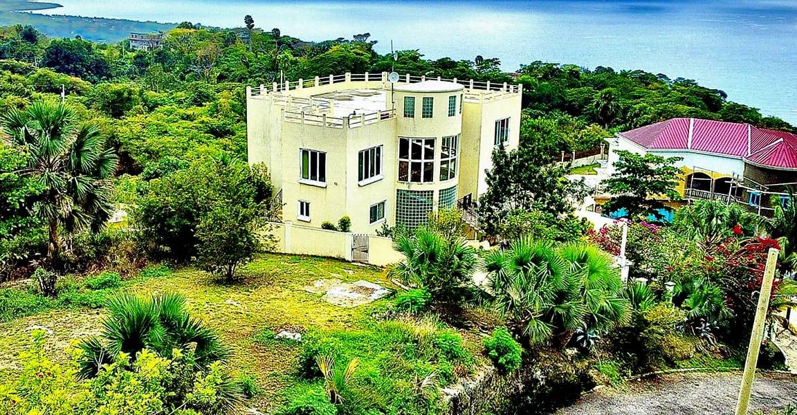6 Bedroom Home for Sale in Culloden, White House, Westmoreland, Jamaica — photo 3