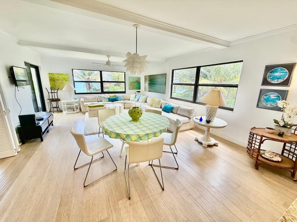 SILVER POINT CONDO — photo 2