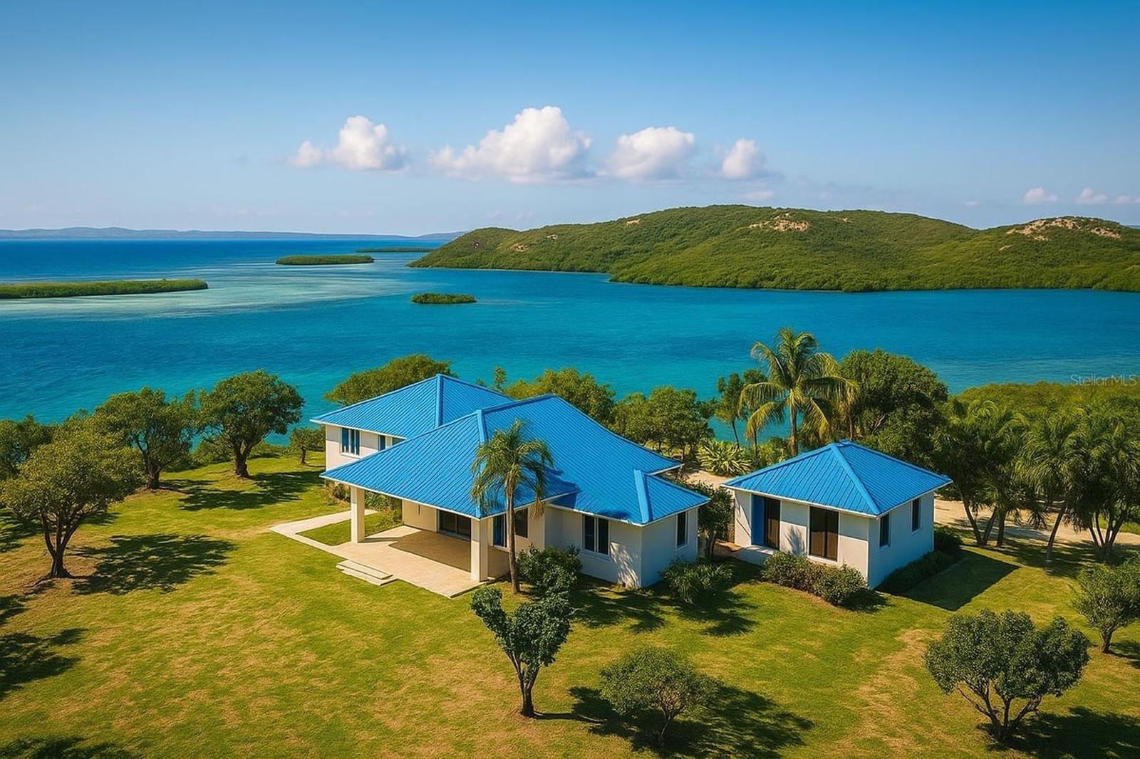 22 Acre 7 Bedroom Estate for Sale, North View Estates, Culebra, Puerto Rico — photo 1