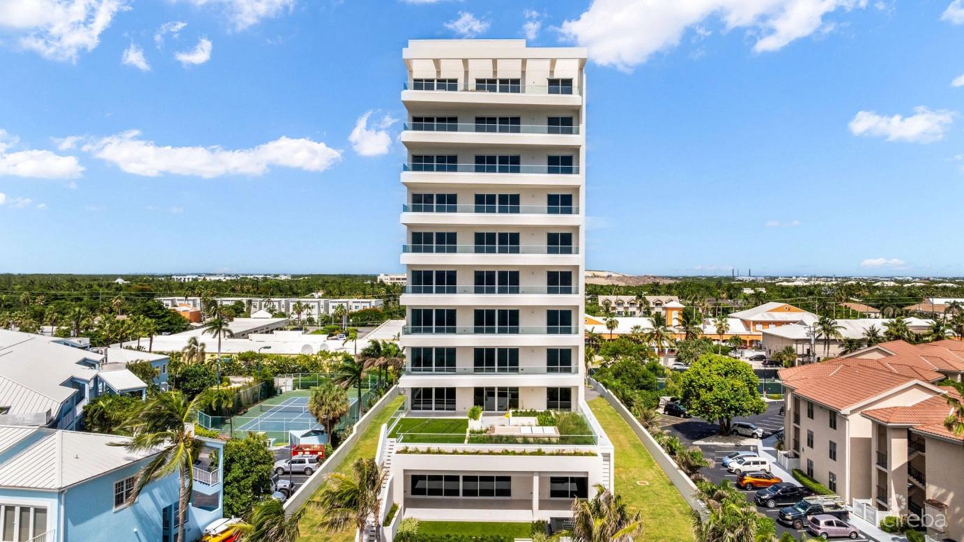 Aqua 1 - Luxury Condo On Seven Mile Beach — photo 1