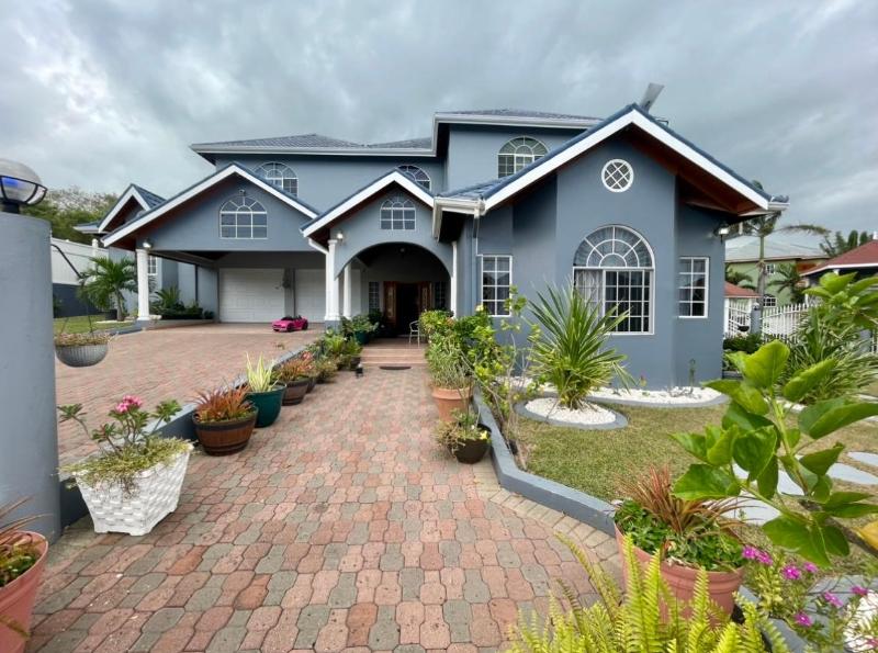 May Pen 5BR Home In Jamaica — photo 5
